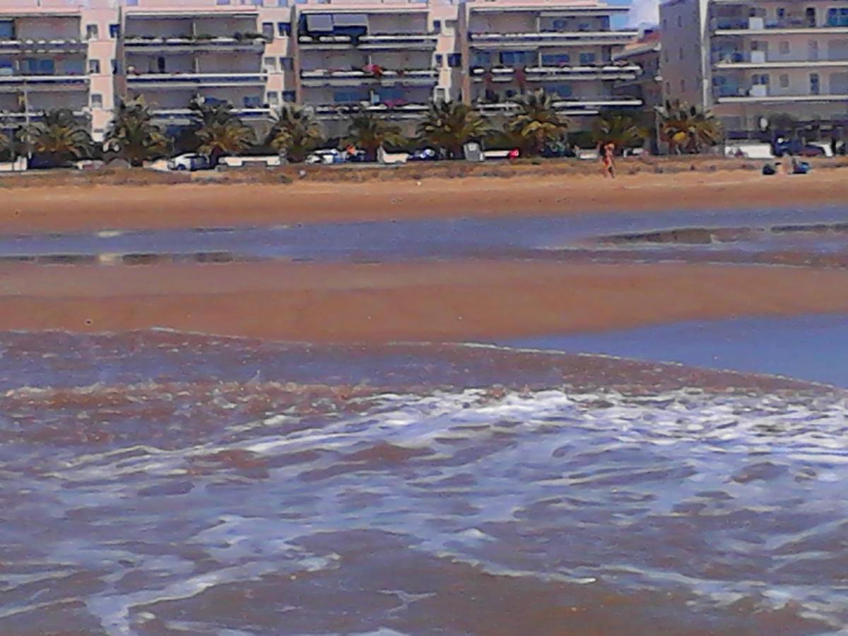 Playa Y Sol Apartment Cubelles Exterior photo